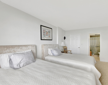 2121 N Ocean Boulevard - Photo Thumbnail 18
