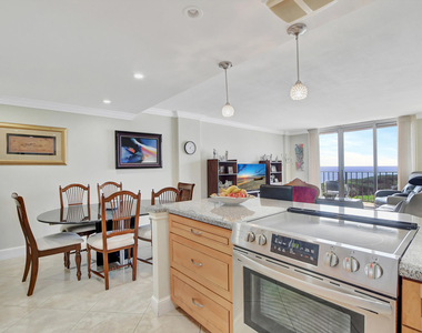2121 N Ocean Boulevard - Photo Thumbnail 12