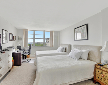 2121 N Ocean Boulevard - Photo Thumbnail 17
