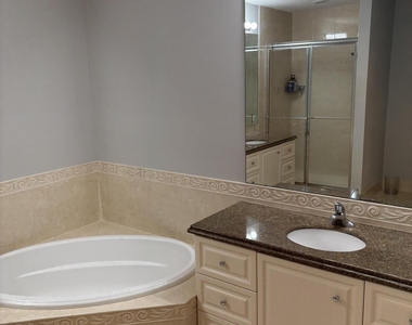 6 E Harbour Isle Dr Drive E - Photo Thumbnail 30