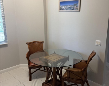 6 E Harbour Isle Dr Drive E - Photo Thumbnail 17