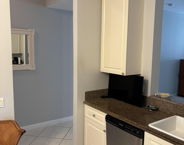 6 E Harbour Isle Dr Drive E - Photo Thumbnail 19