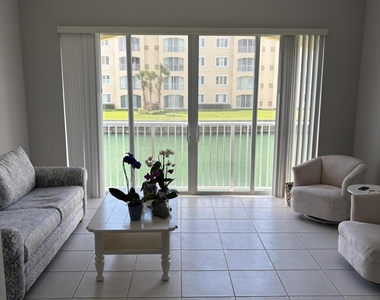 6 E Harbour Isle Dr Drive E - Photo Thumbnail 27
