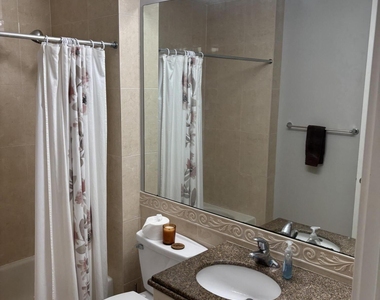 6 E Harbour Isle Dr Drive E - Photo Thumbnail 25