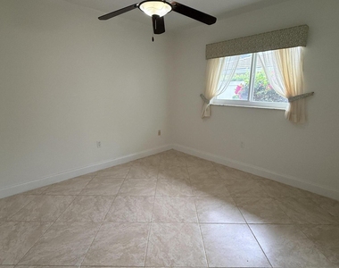 3509 Nw 26th Court - Photo Thumbnail 18
