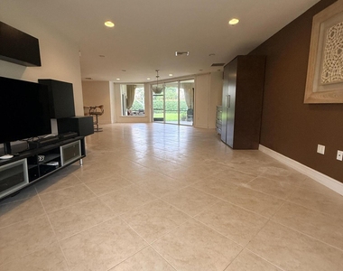 3509 Nw 26th Court - Photo Thumbnail 7