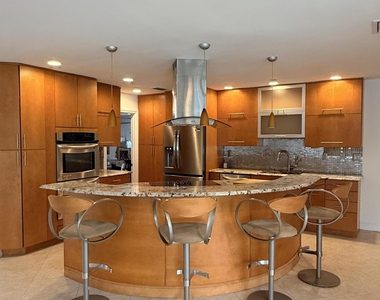 3509 Nw 26th Court - Photo Thumbnail 10