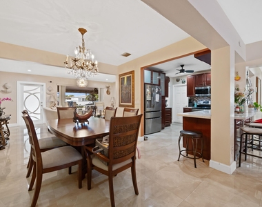 7649 Kismet Street - Photo Thumbnail 8