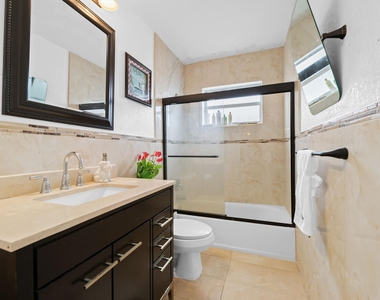 7649 Kismet Street - Photo Thumbnail 16