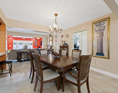 7649 Kismet Street - Photo Thumbnail 7