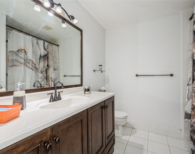 8208 Nw 8th Place Nw - Photo Thumbnail 26