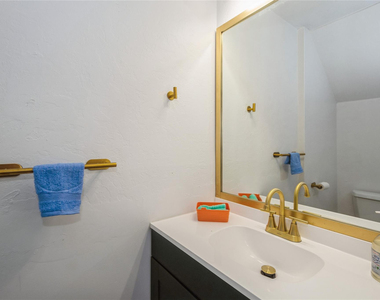 8208 Nw 8th Place Nw - Photo Thumbnail 13