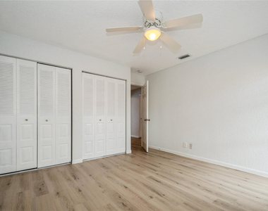 8208 Nw 8th Place Nw - Photo Thumbnail 23