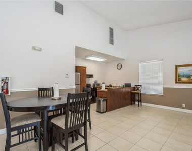8208 Nw 8th Place Nw - Photo Thumbnail 33
