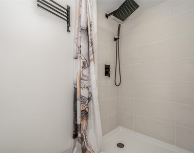 8208 Nw 8th Place Nw - Photo Thumbnail 18