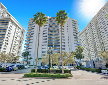 3430 Galt Ocean Drive - Photo Thumbnail 52