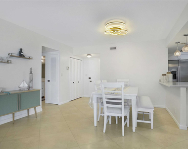 3430 Galt Ocean Drive - Photo Thumbnail 10