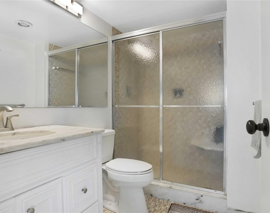 3430 Galt Ocean Drive - Photo Thumbnail 22