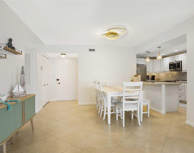 3430 Galt Ocean Drive - Photo Thumbnail 9