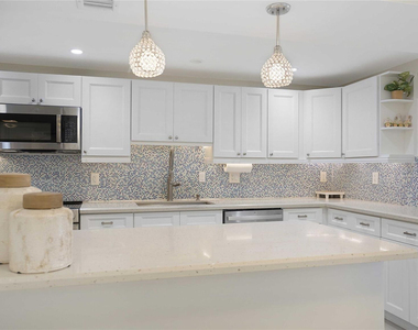 3430 Galt Ocean Drive - Photo Thumbnail 4