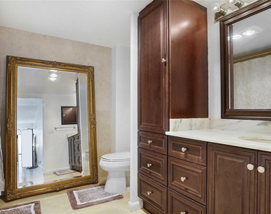 3430 Galt Ocean Drive - Photo Thumbnail 32