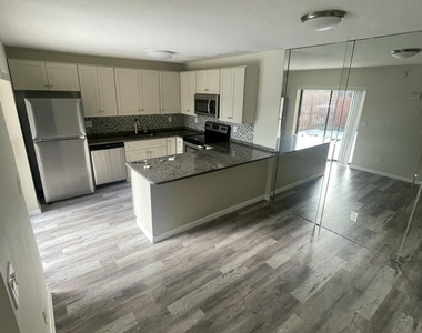 5881 Se Windsong Lane - Photo Thumbnail 4
