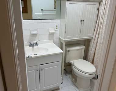 2841 Ne 32nd Street - Photo Thumbnail 12