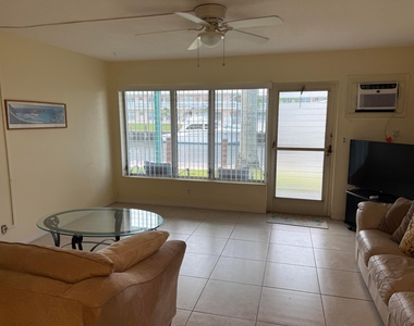 2841 Ne 32nd Street - Photo Thumbnail 24