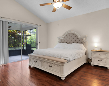 7705 Forest Green Lane - Photo Thumbnail 13