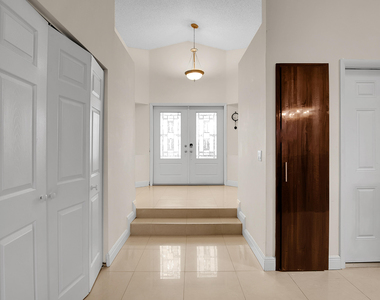 7705 Forest Green Lane - Photo Thumbnail 5