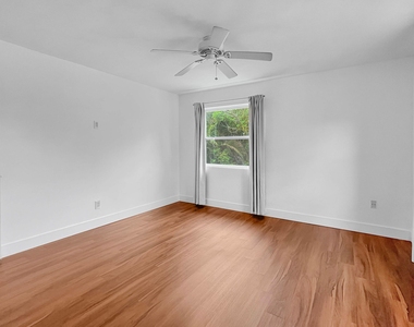 1202 N Andrews Avenue - Photo Thumbnail 13