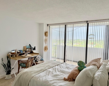 5600 N Flagler Drive - Photo Thumbnail 9