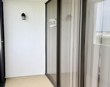 5600 N Flagler Drive - Photo Thumbnail 13