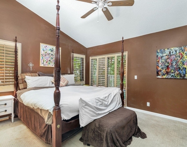 9358 Heathridge Drive - Photo Thumbnail 10