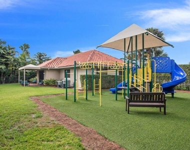 9358 Heathridge Drive - Photo Thumbnail 31