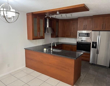 1210 Sw 118th Terrace - Photo Thumbnail 16