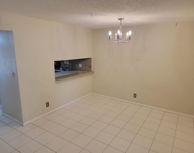 791 Se 1st Way - Photo Thumbnail 7