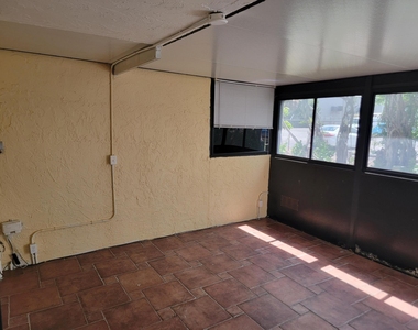 791 Se 1st Way - Photo Thumbnail 1