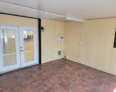 791 Se 1st Way - Photo Thumbnail 4