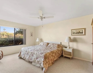5790 Marina Drive - Photo Thumbnail 9