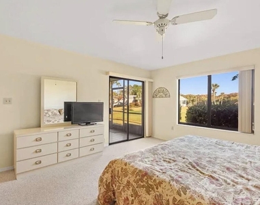 5790 Marina Drive - Photo Thumbnail 10