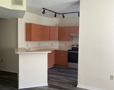 168 Sw Peacock Boulevard - Photo Thumbnail 4