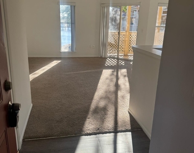 4807 Via Palm Lakes - Photo Thumbnail 5