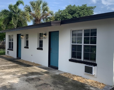 1436 Ne 2nd Avenue - Photo Thumbnail 17