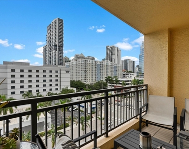 100 N Federal Highway - Photo Thumbnail 19