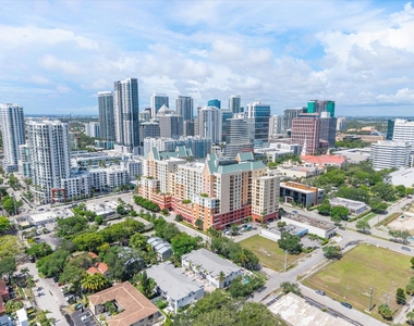 100 N Federal Highway - Photo Thumbnail 37