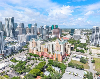 100 N Federal Highway - Photo Thumbnail 6