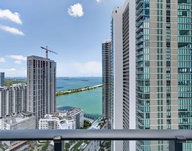 501 Ne 31 Street - Photo Thumbnail 19