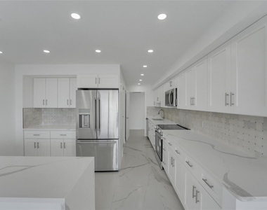 3900 Galt Ocean Drive - Photo Thumbnail 10