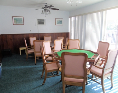 309 Circle Drive S - Photo Thumbnail 31